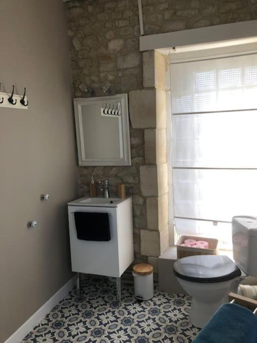 Avec Jacuzzi Proche De Bayeux Hébergement de vacances *