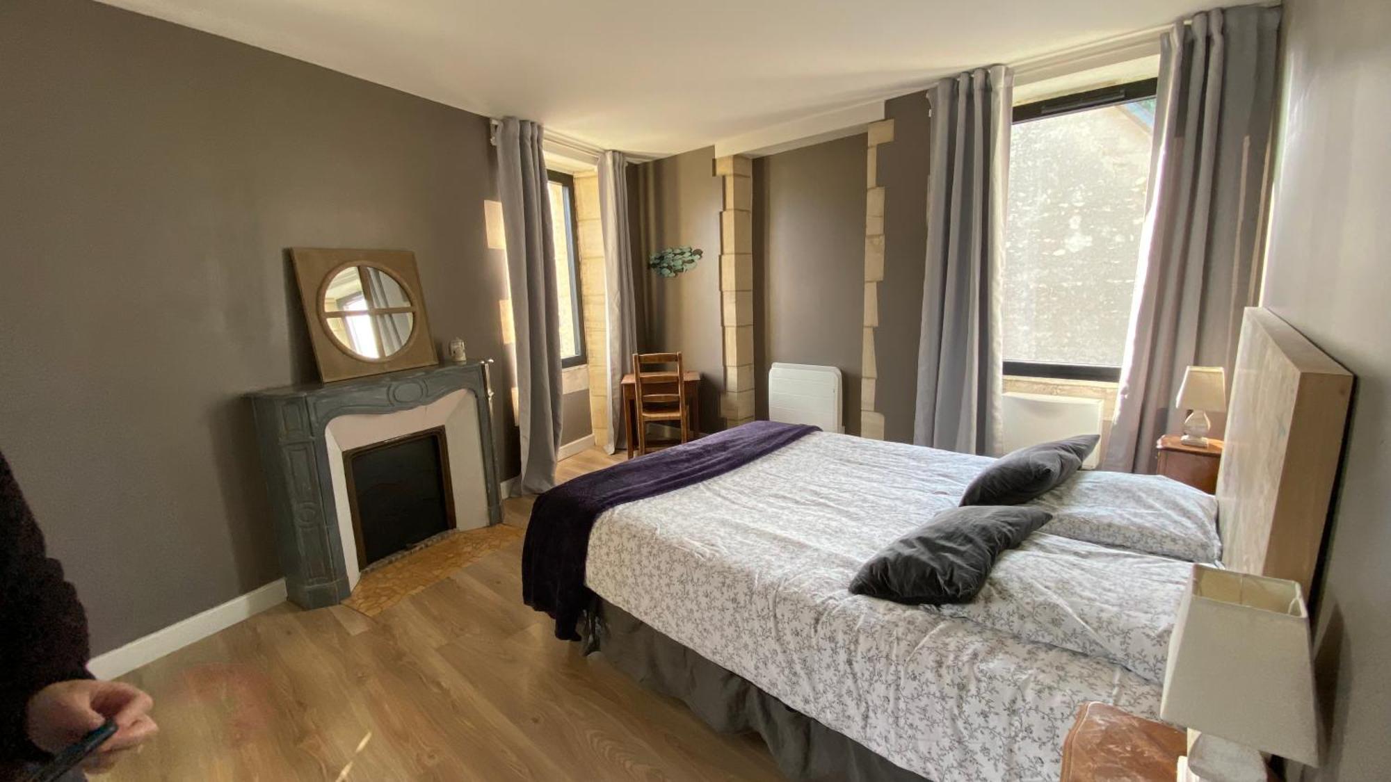Avec Jacuzzi Proche De Bayeux Hébergement de vacances *